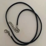 گردنبند دخترانه مدل بند چرمی کد beh123 - تصویر 3