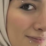 نگین صورت مدل پیرسینگ فیک چسبی بسته 160 عددی - تصویر 8